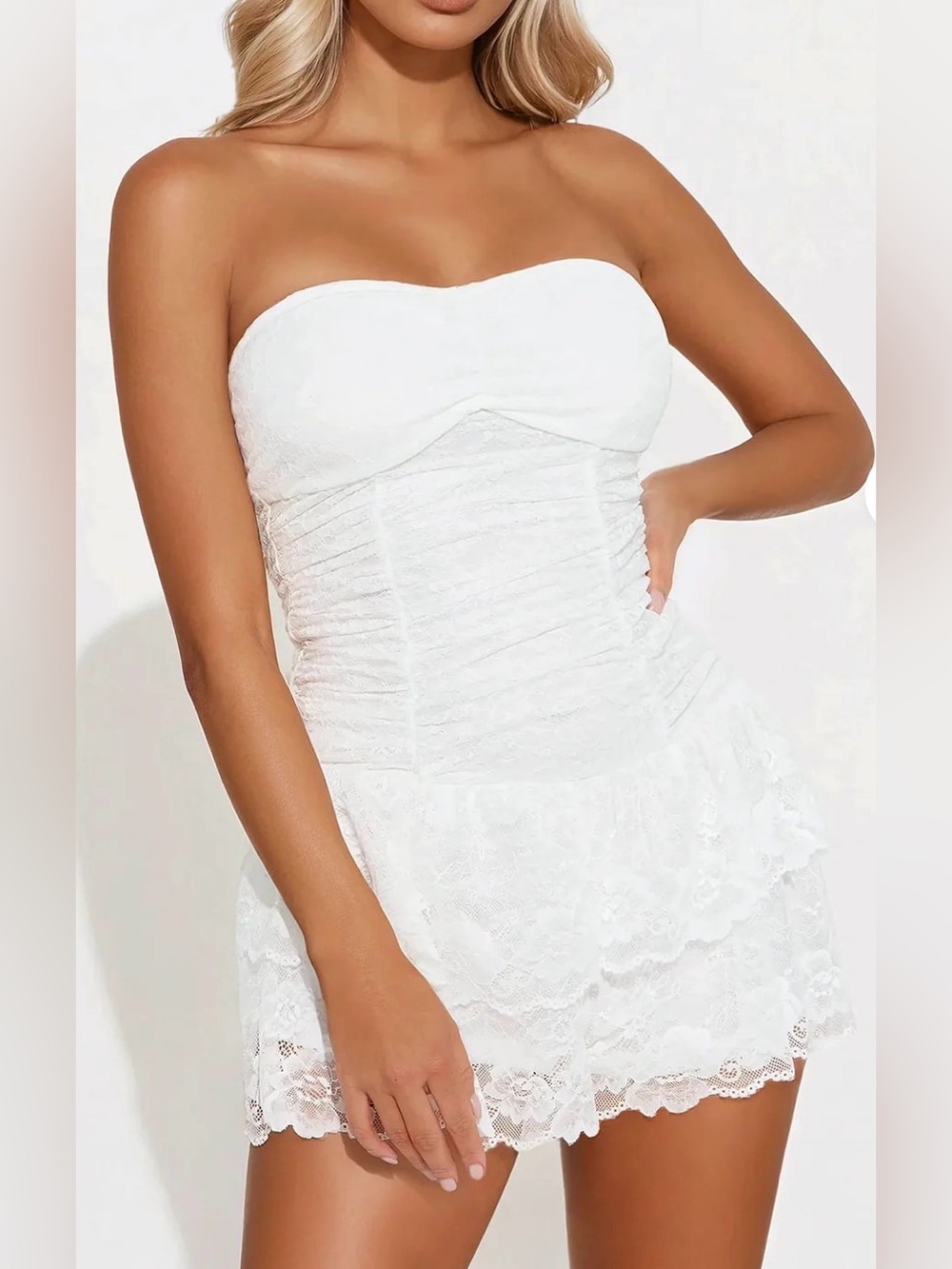 🆕Fashion Nova Lilibeth Lace Romper Strapless White S🆕